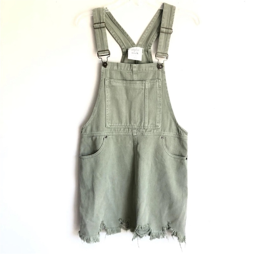Style Rack Bib Jumper Dress